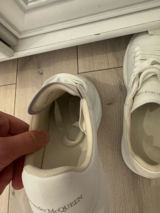 Vand Alexander McQueen