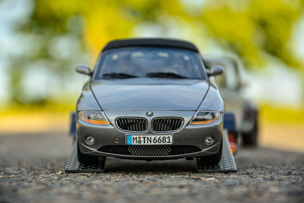 Macheta auto 1 18 BMW Z4 KYOSHO