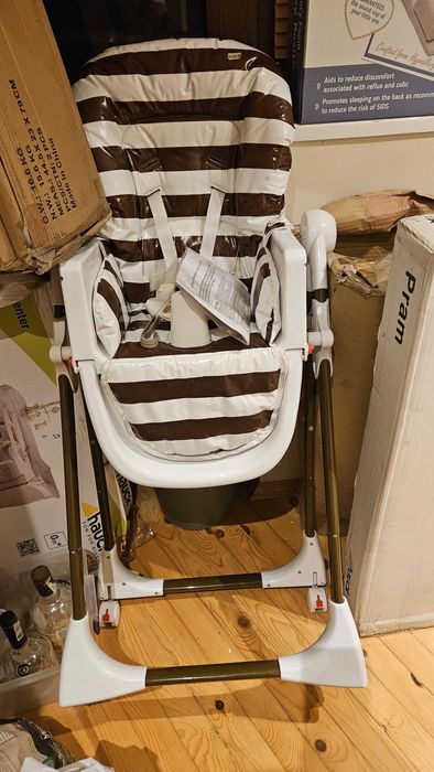 детско столче за хранене ново 65лв.