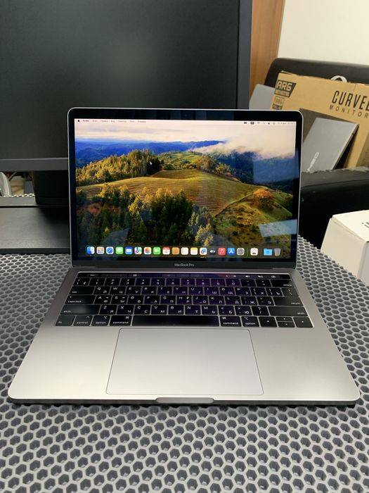 MacBook Pro 2018. Ssd 500gb. Есть рассрочка.