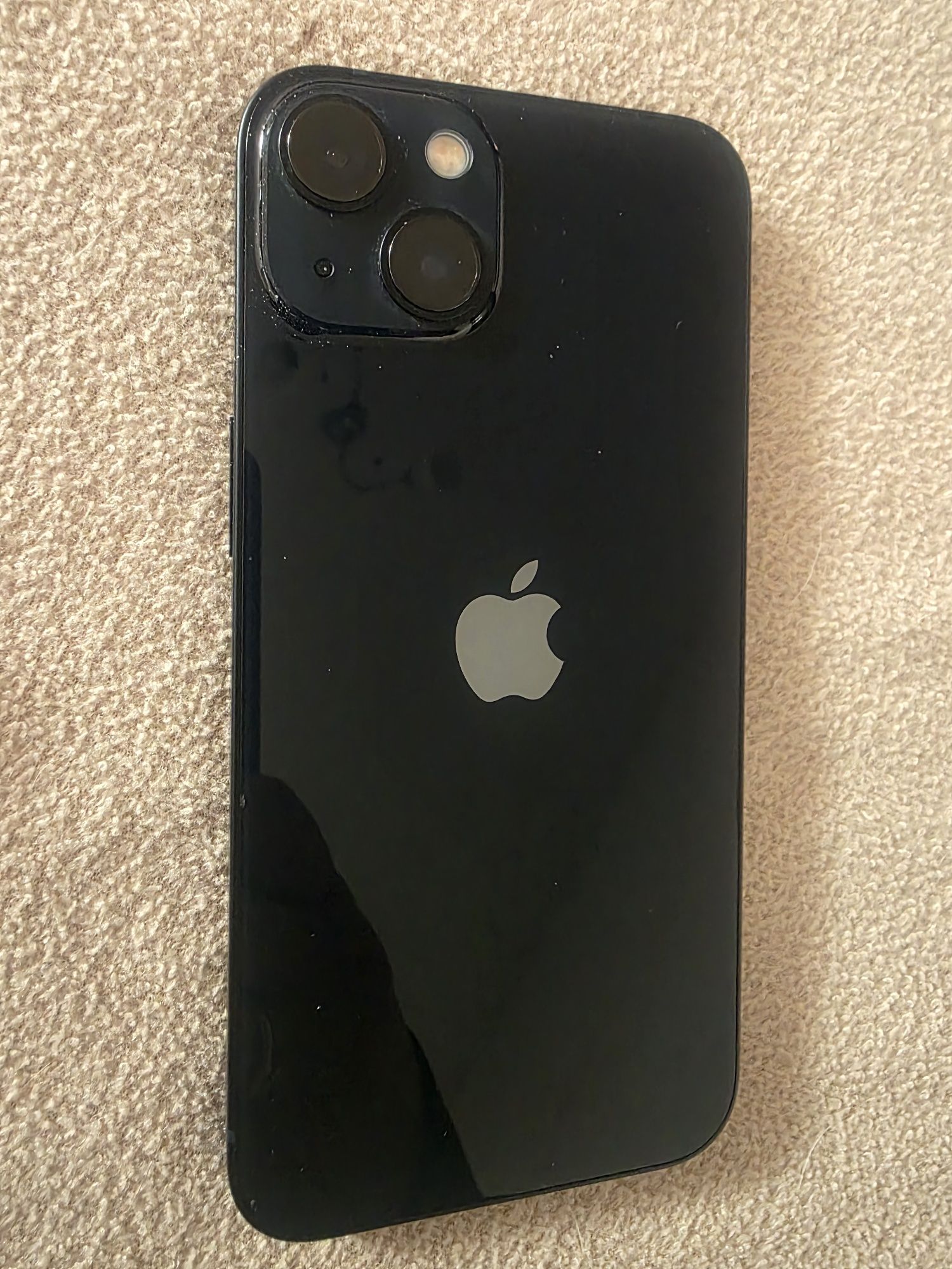 Iphone 13 256GB 97% капацитет на батерията