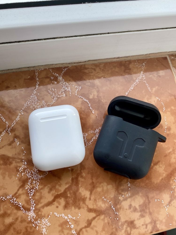 Vand casti Airpod 2