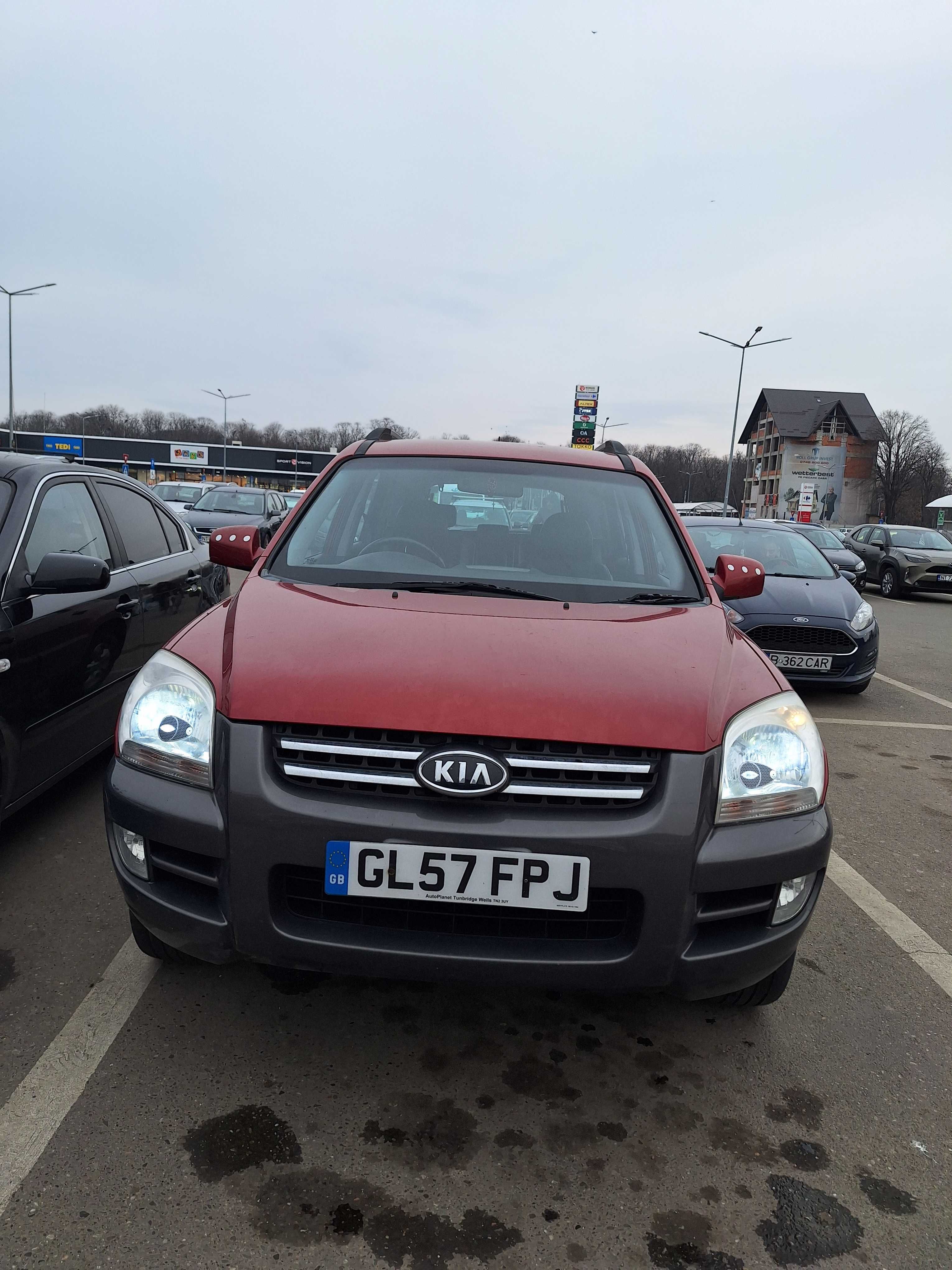 Dezmembrez Kia Sportage 2005-2009 2.0 113/2.0 140/2.0 benzina 141