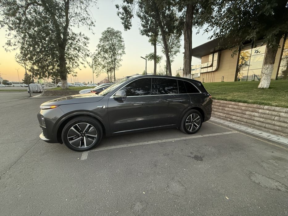 Продам срочно Свой lixiang l6 max 2024