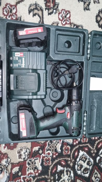 Продам шуруповёрт metabo