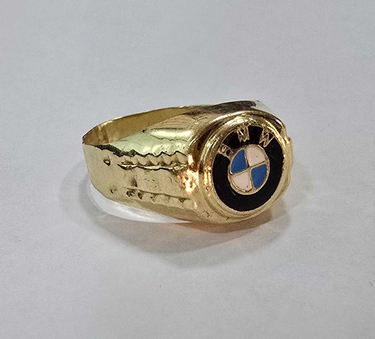 Златен мъжки пръстен 14 карата BMW