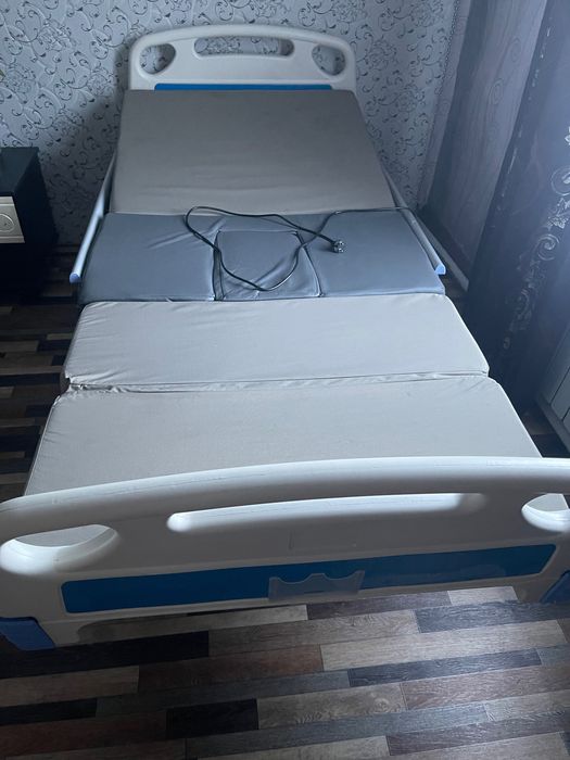 Инвалидная кровать