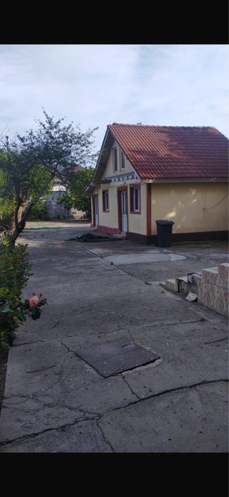 Urgent! Vand casa la pret foarte redus! Negociabil!