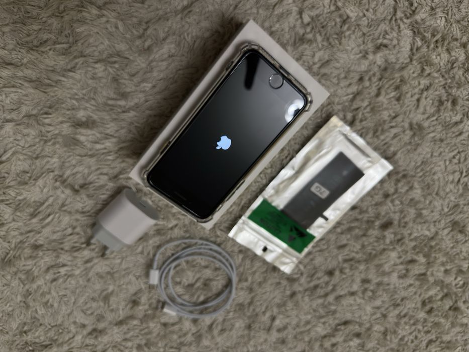 iPhone 7 в идеальном состоянии, после полного обслуживания