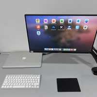 Macbook Pro i7+ Monitor+Trekpad+iKeyboard