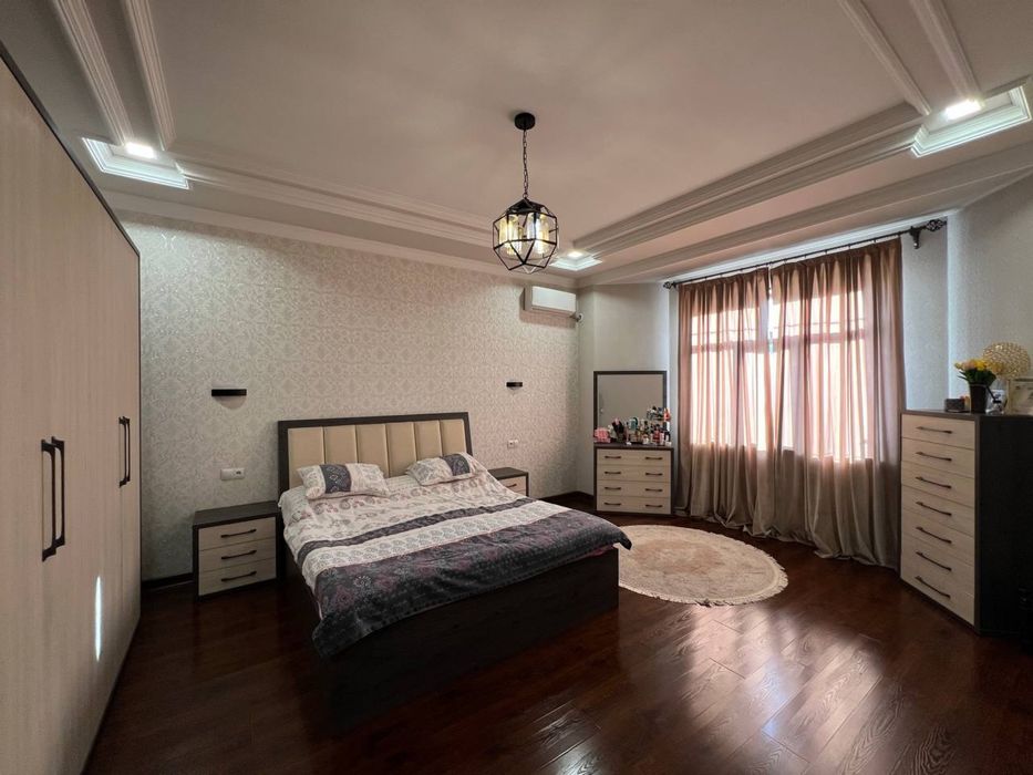 Продается дом 4 сот 420 м2 Юнусабад, Зенит, ул.Барака