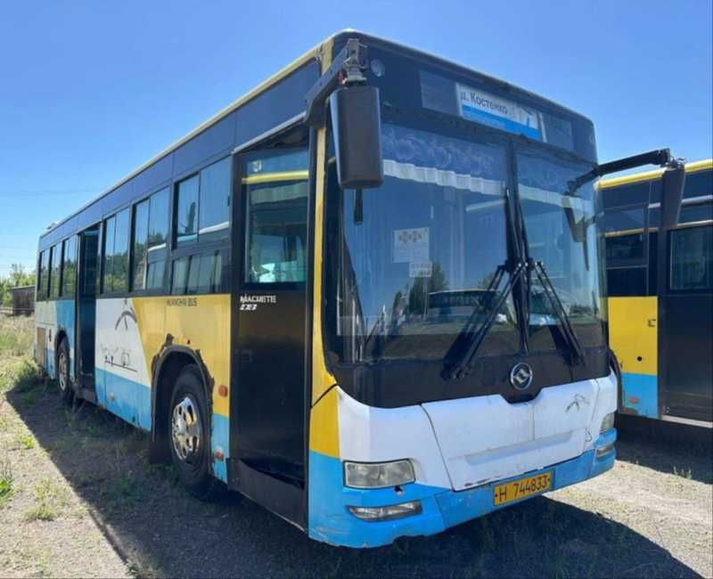 Автобусы Huangai