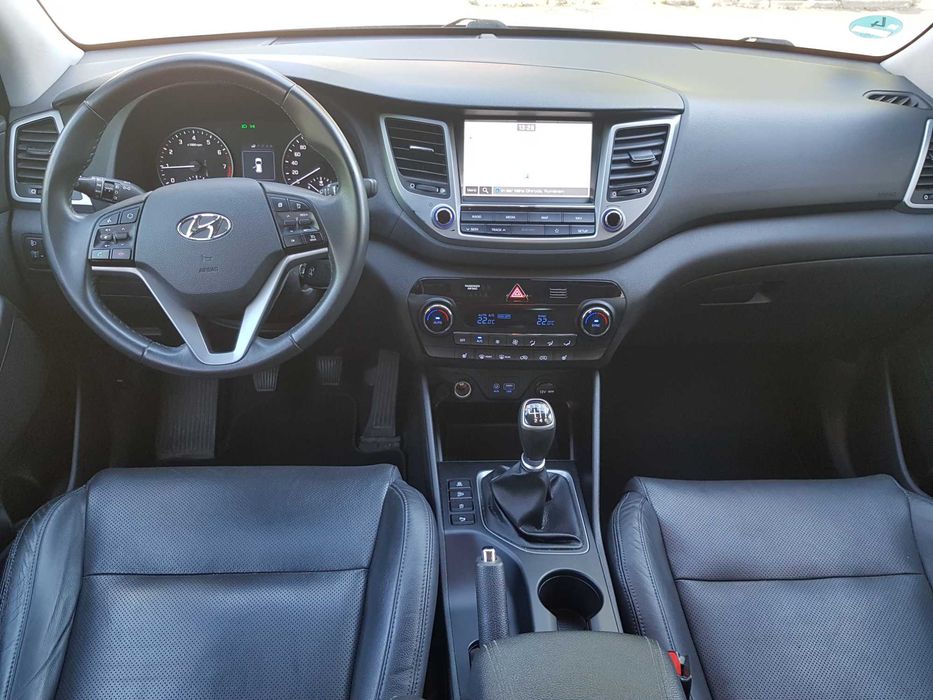 Vand  Hyundai Tucson 1. 6 benzina  an 2018 Full  euro 6,, impecabila