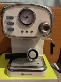 Espressor cafea retro Mandine MEC100C-20, 15 bari, 1.25 Litri, Bej
