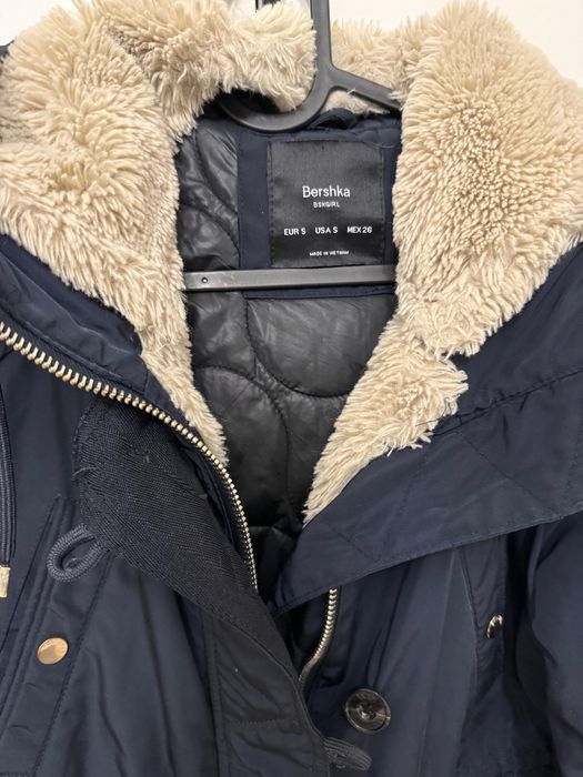 Geaca groasa de iarna,Bershka,marime S