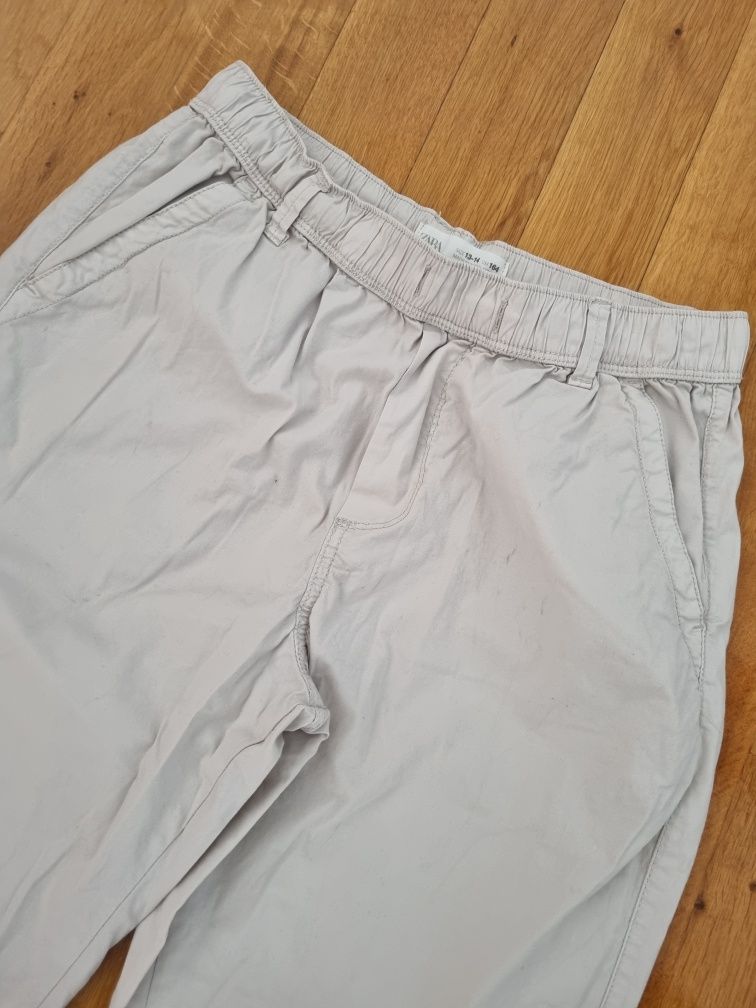 Pantaloni marimea 164 cm zara