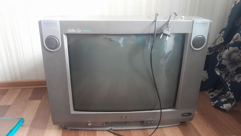 Телевизор TURBO,Golden Eye