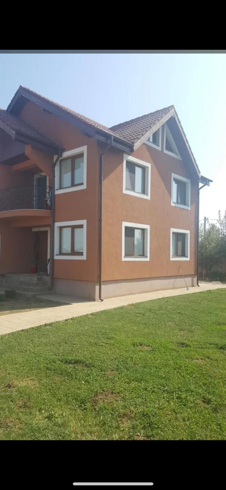 Casa de vanzare zona Damila(Capsunarie)