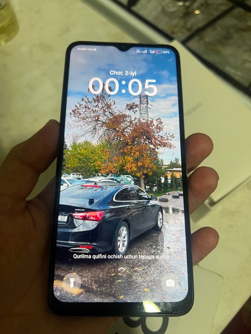 OPPO A 18 smartfon