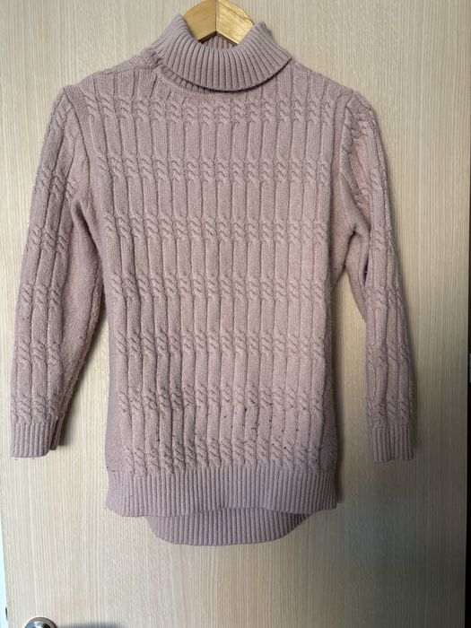 Топъл пуловер за бременни и кърмещи