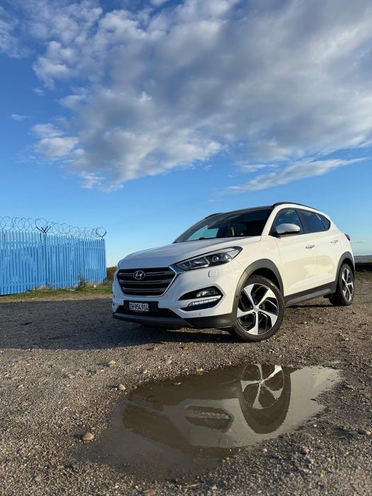 Vând hyundai tucson