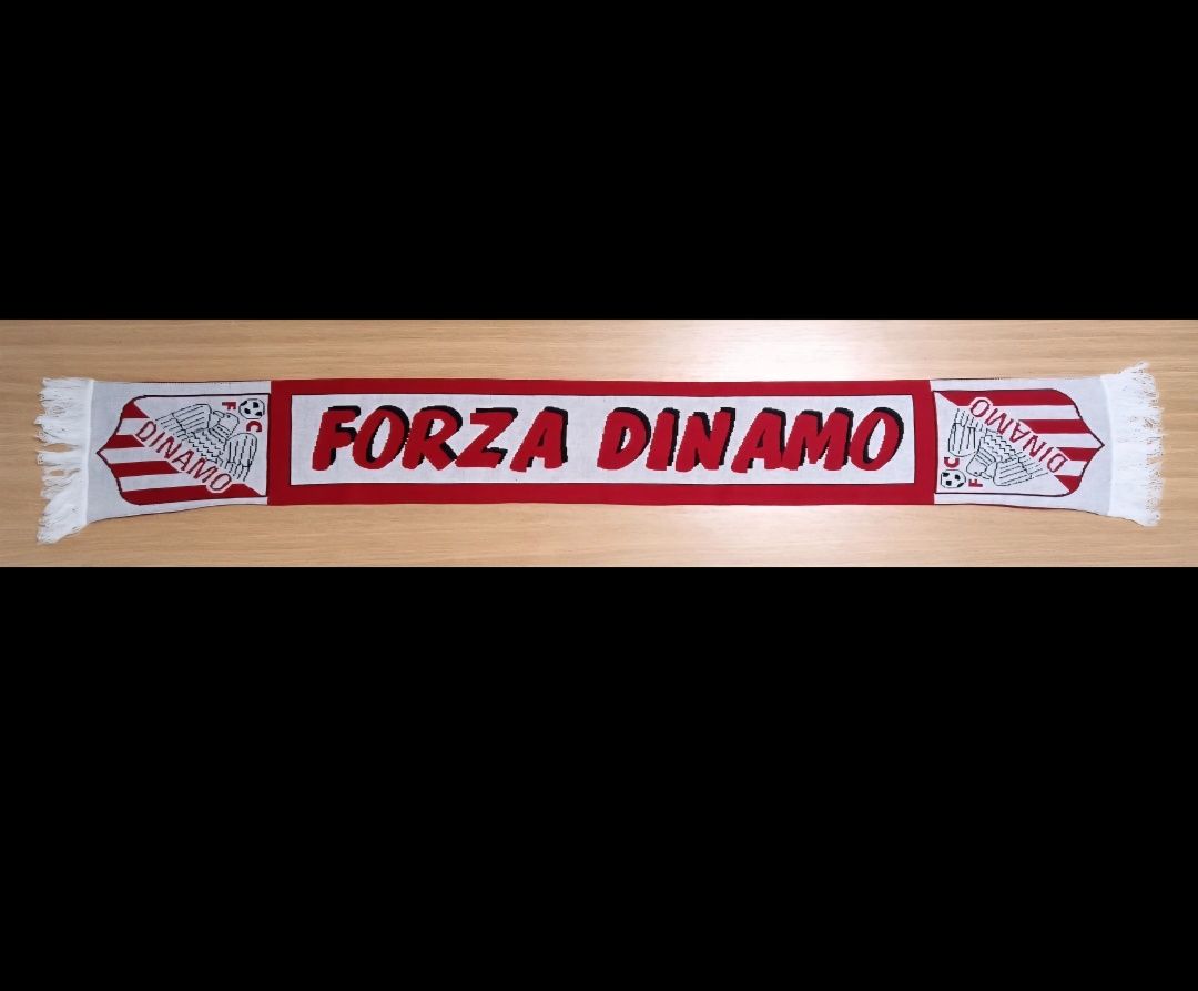 Fular Dinamo anii 90' Nuova Guardia