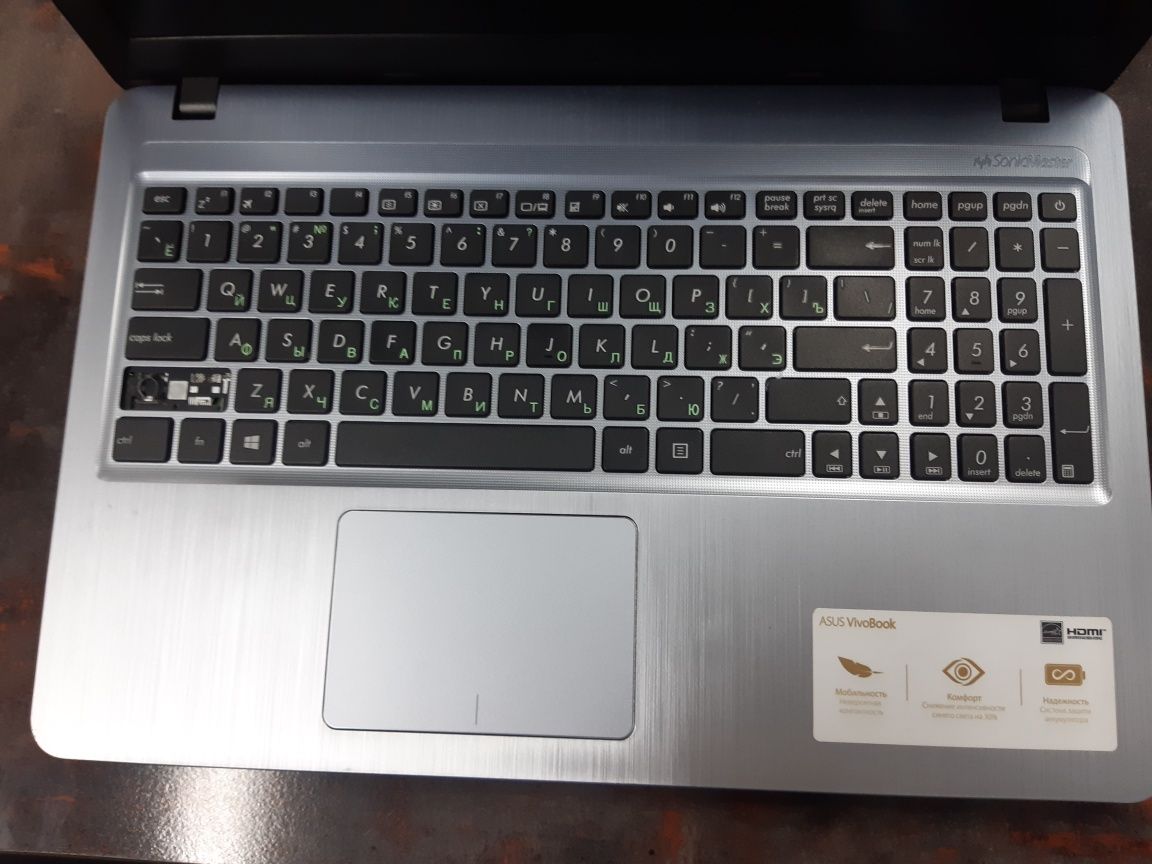Noutbook Asus LAPTOP - AT47SJ6R