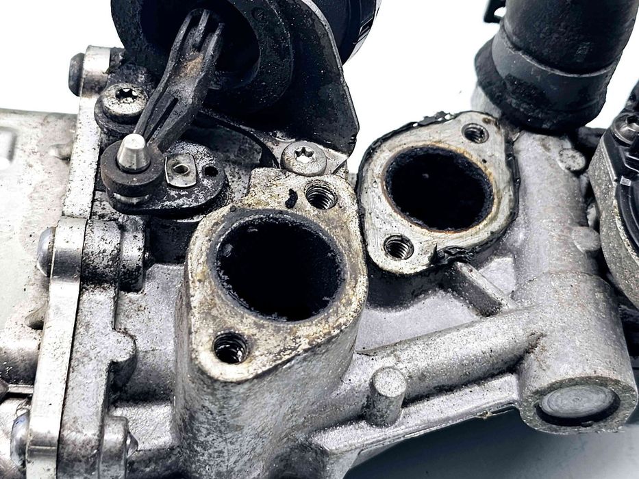 Racitor gaze  AUDI TT (8J3) [Fabr 2006-2013] 03L131512DQ 1.6 TDI CAYC