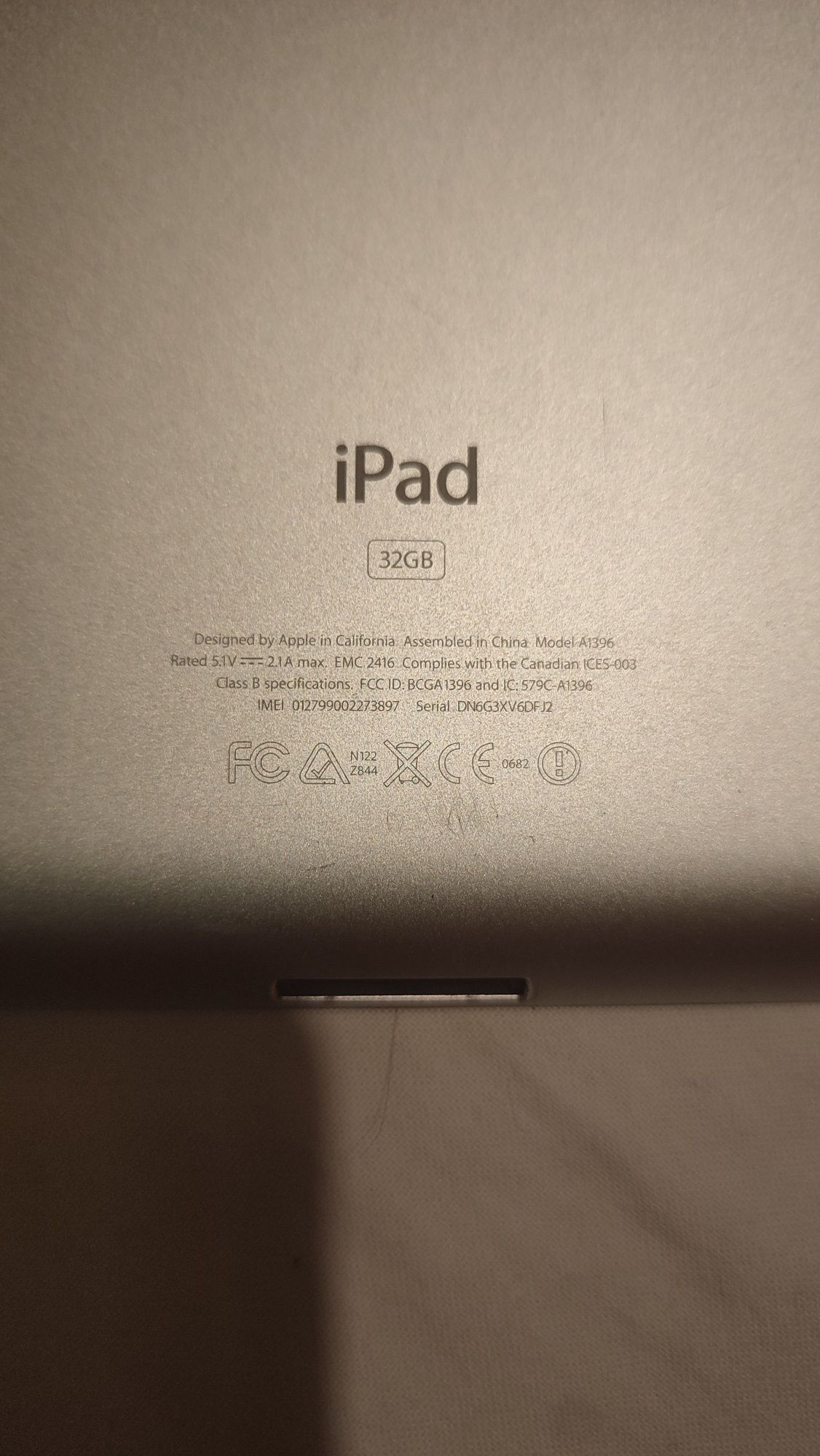 Apple iPad 2  32 GB cu sim