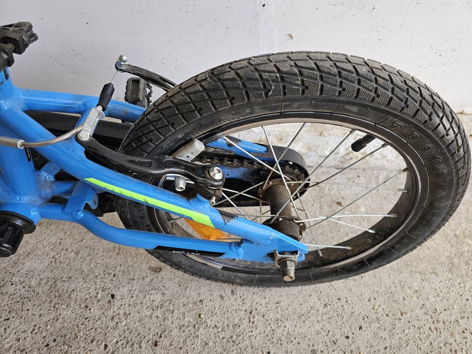 Детски велосипед Cross 16 цола син цвят.