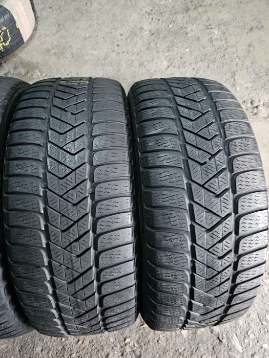 4 anvelope iarna 225 50 17 Pirelli 2022
