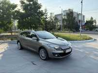 Renault Megane 3 Bose, Bi-Xenon,Alcantara,Pano,Incalzire,LineAssist!!