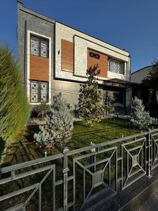 Бадамзар евро дом 3.8соток 350кв.м 6комнат евро ремонт с мебелью и тех