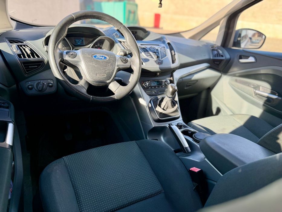Ford C-Max 1.6 benzina 2011 125 CP
