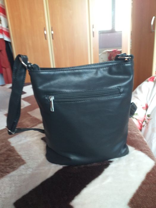 Geanta neagră de dama