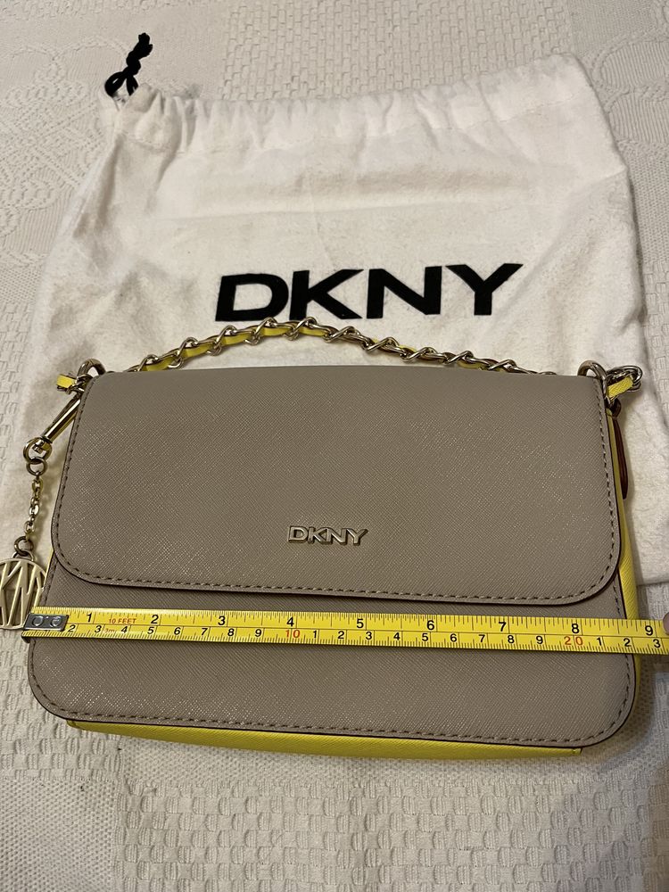 DKNY, Geanta crossbody de piele saffiano