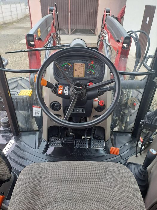 Tractor case farmall 115 C