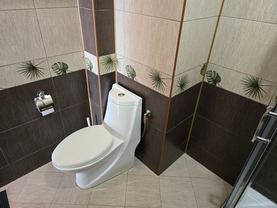 Продава се Тристаен апартамент в София, Яворов - 98 кв.м за 9 €/кв.м - Снимка #6