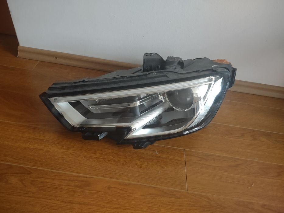 Vand far Audi A3 V8 facelift ín stare foarte buna