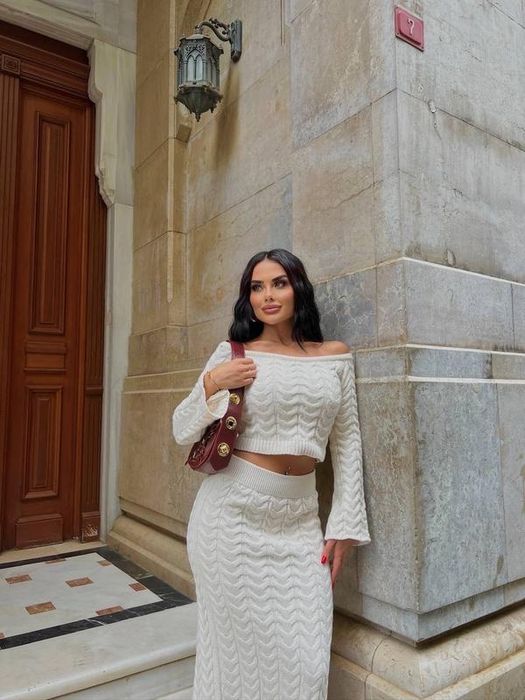 Дамски сет плетен пола с блуза два модела