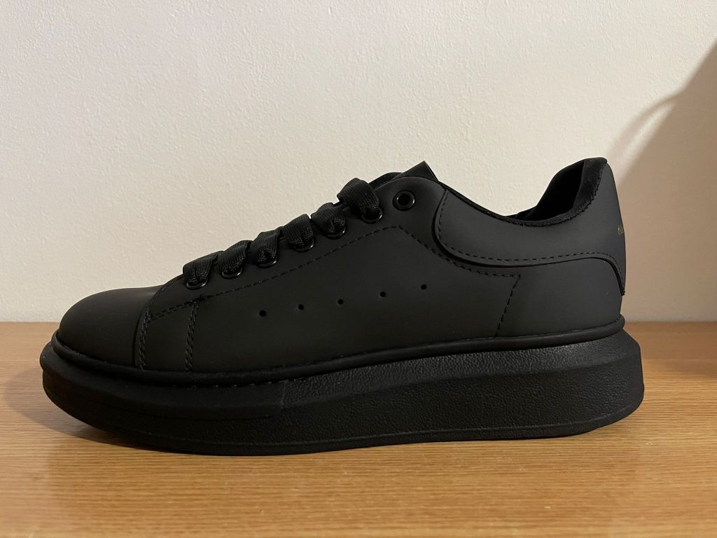 Alexander McQueen - DOAR 249 LEI
