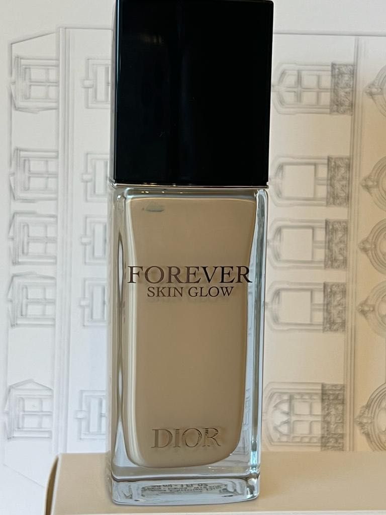 Люксовые крема для лица: 1. Dior 2. Givenchy 3. Guerlain