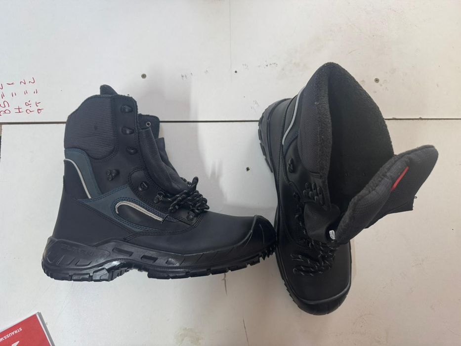 Bocanci Strauss cu bombeu metalic