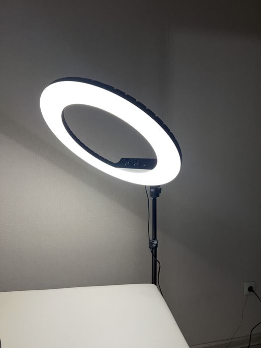 Кольцевая лампа идеал