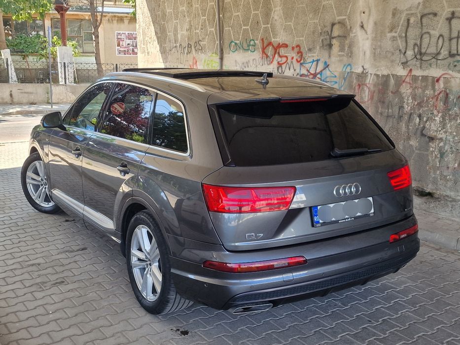 AUDI Q7 3XS-Line 3.0D Bose,Panoramic,Full Led,Bord Digital,Soft close,
