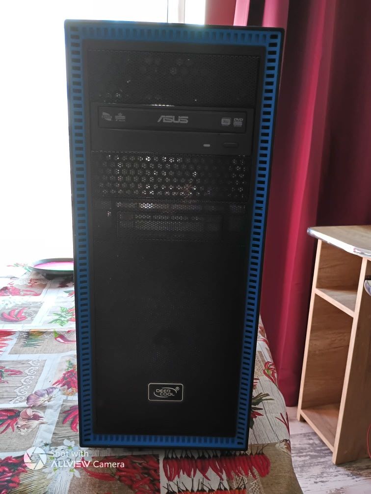 Pc gaming făcut pe componente