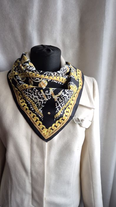 Esarfa GUESS original