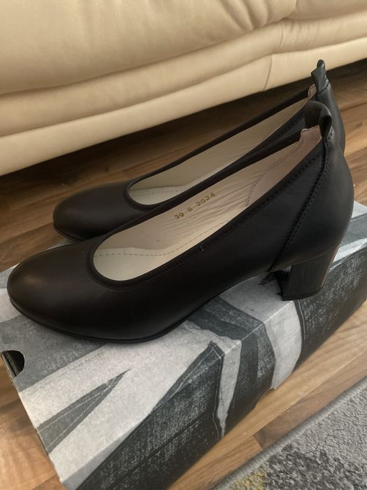 Pantofi negri piele naturala mar. 39