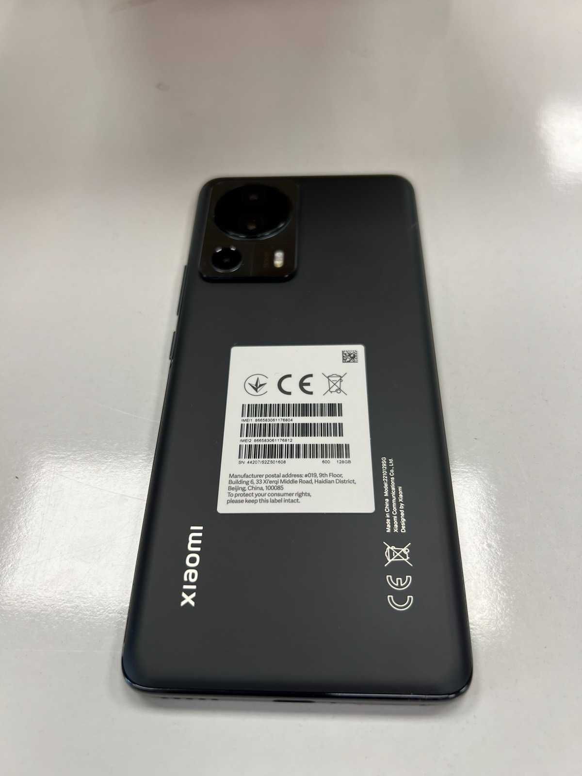 Смартфон Xiaomi 13 Lite 5G 128GB КАТО НОВ