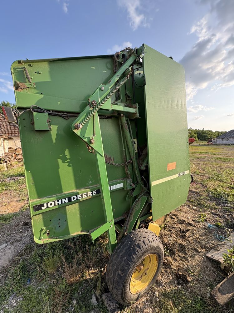 Presă balotat John Deere 550 Camerã Variabilă